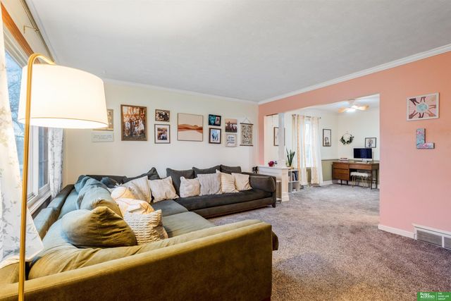 603 Matthies Drive, Papillion, NE 68046