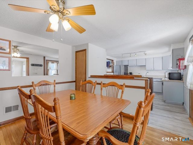 45 Bradley Street, North Haven, CT 06473