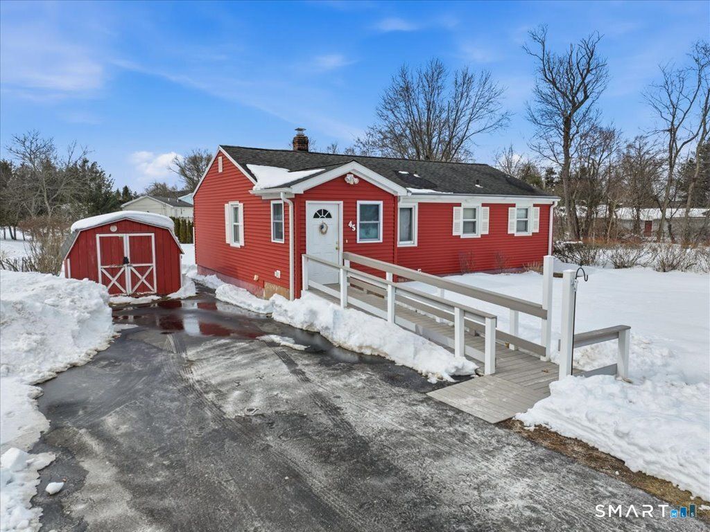 45 Bradley Street, North Haven, CT 06473