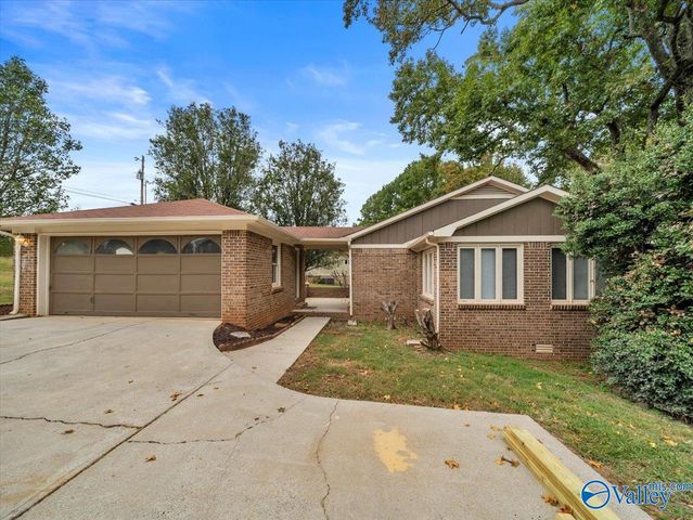 307 Big Oak Lane, Madison, AL 35758