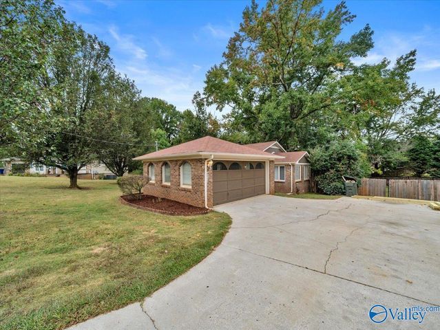 307 Big Oak Lane, Madison, AL 35758