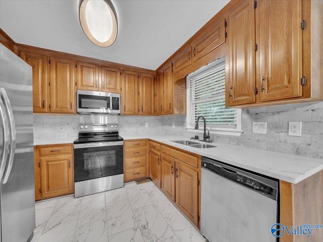 307 Big Oak Lane, Madison, AL 35758
