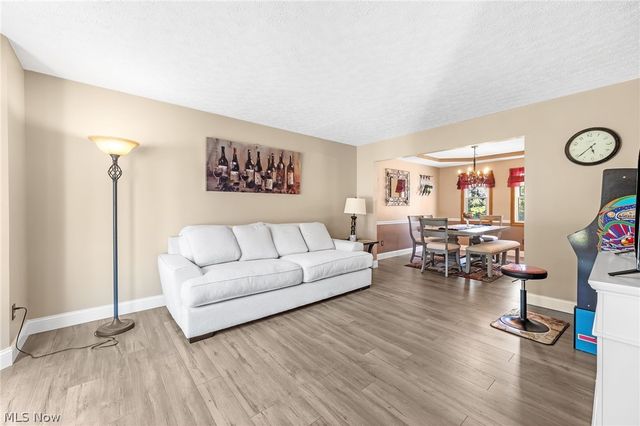 4206 Arlington Drive, Brunswick, OH 44212