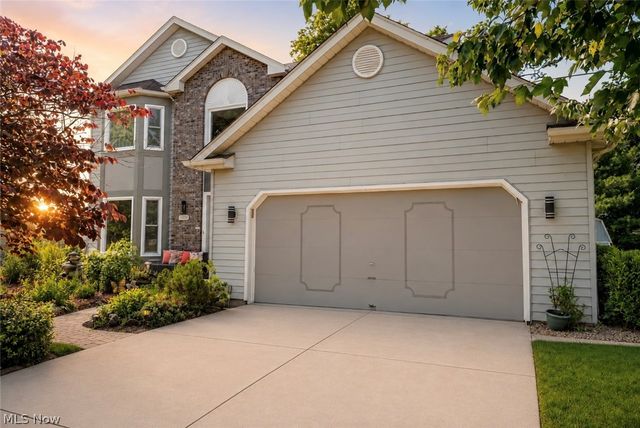 4206 Arlington Drive, Brunswick, OH 44212