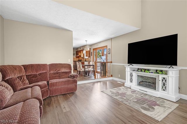4206 Arlington Drive, Brunswick, OH 44212