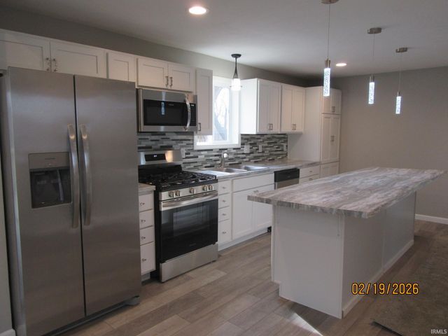 2523 E Jackson Boulevard, Elkhart, IN 46516