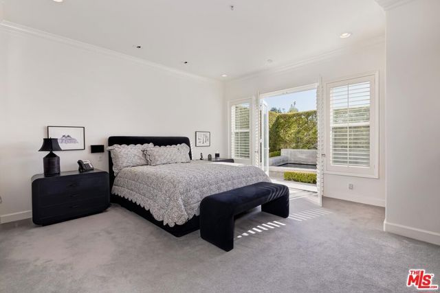 11820 Gwynne Lane, Los Angeles, CA 90077