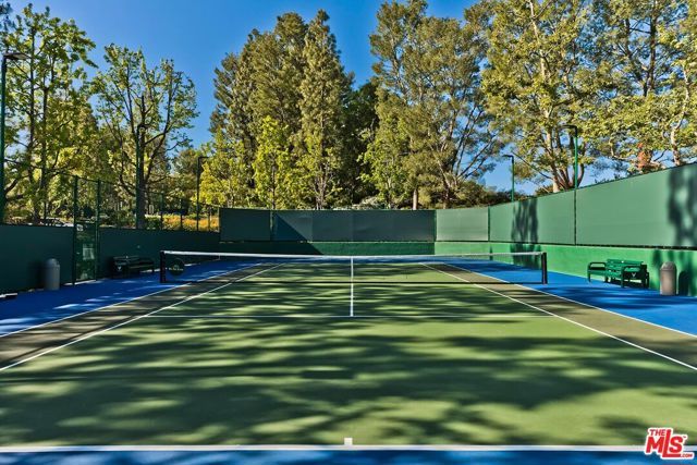 11820 Gwynne Lane, Los Angeles, CA 90077