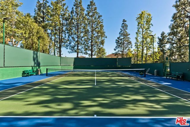 11820 Gwynne Lane, Los Angeles, CA 90077