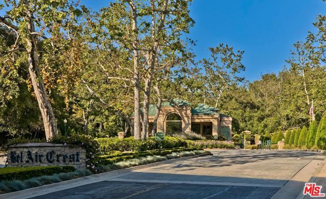 11820 Gwynne Lane, Los Angeles, CA 90077