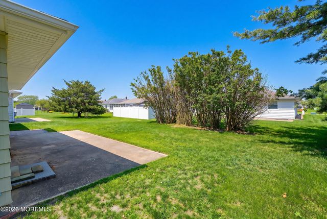20 Tortola Street, Toms River, NJ 08757