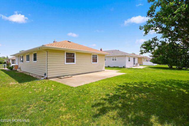 20 Tortola Street, Toms River, NJ 08757