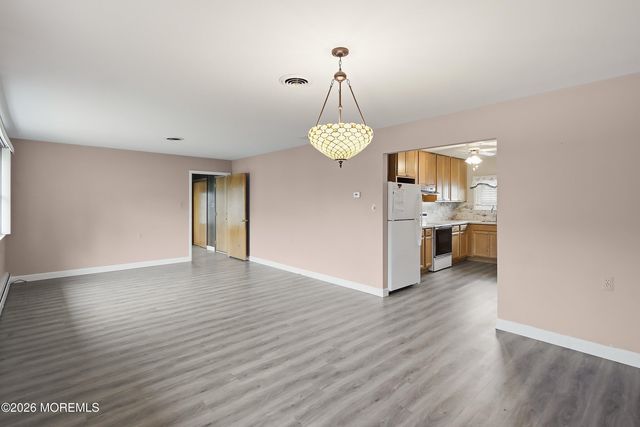 20 Tortola Street, Toms River, NJ 08757
