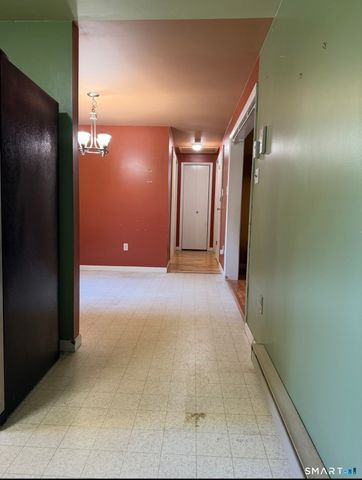 46 Knorr Avenue, Seymour, CT 06483
