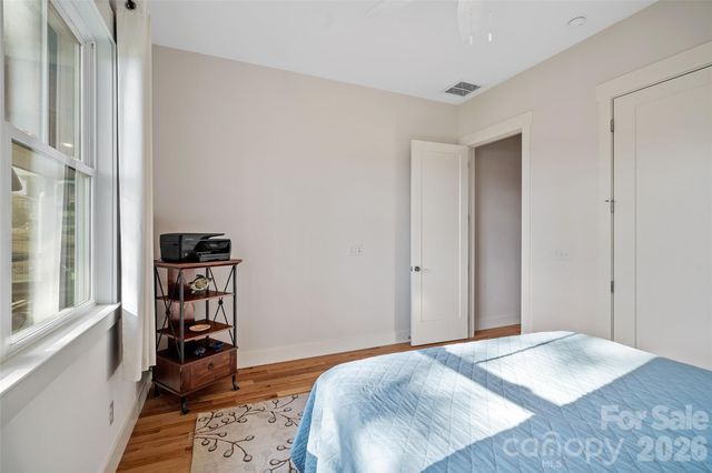 236 Cider Hill Lane, Hendersonville, NC 28792