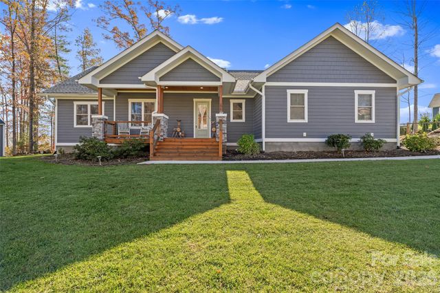 236 Cider Hill Lane, Hendersonville, NC 28792