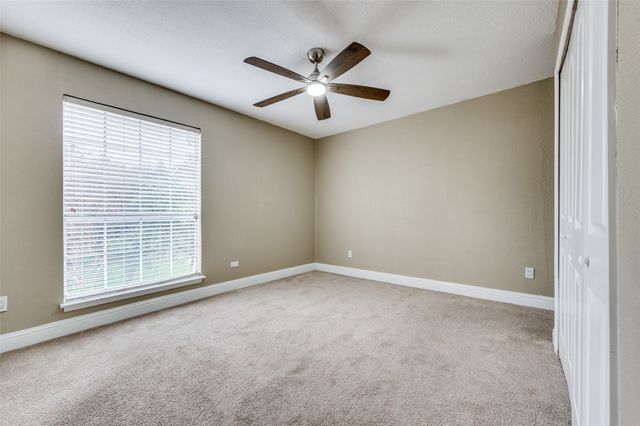 8560 Park Lane 75, Dallas, TX 75231