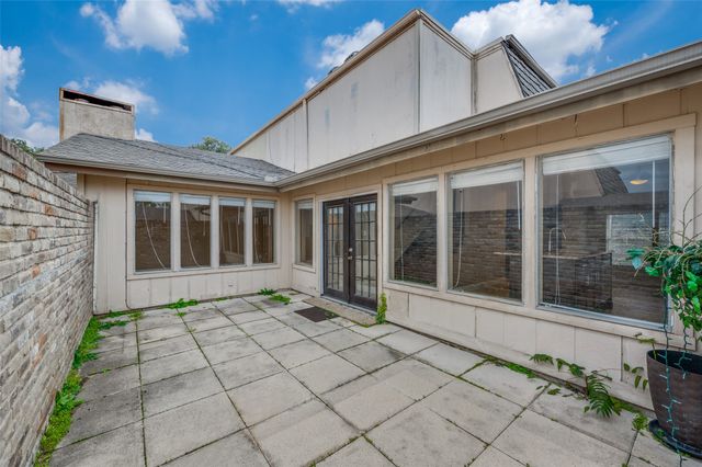 8560 Park Lane 75, Dallas, TX 75231