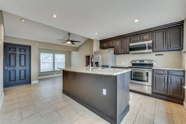 8560 Park Lane 75, Dallas, TX 75231