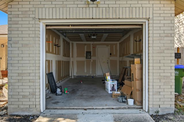 11020 Monahan, San Antonio, TX 78254