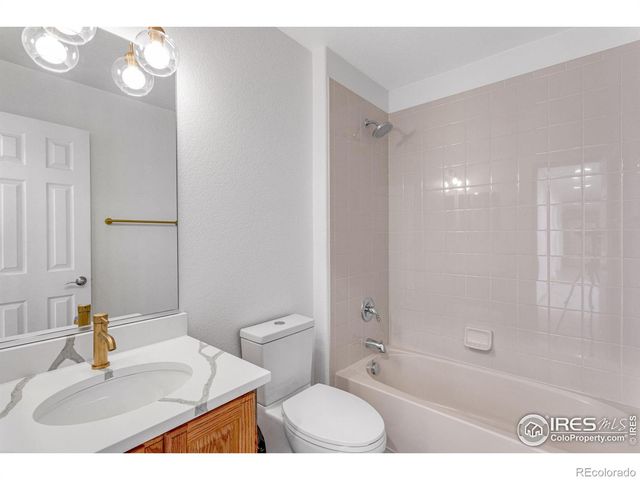 3204 Crowley Circle, Loveland, CO 80538