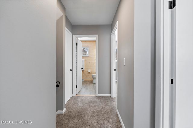 1611 Latcha Road, Millbury, OH 43447