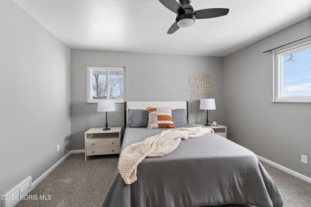 1611 Latcha Road, Millbury, OH 43447