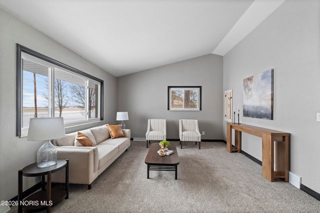 1611 Latcha Road, Millbury, OH 43447