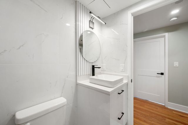 75-83 Cambridge Parkway 101, Cambridge, MA 02142