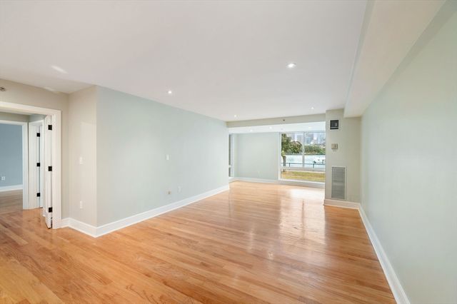 75-83 Cambridge Parkway 101, Cambridge, MA 02142