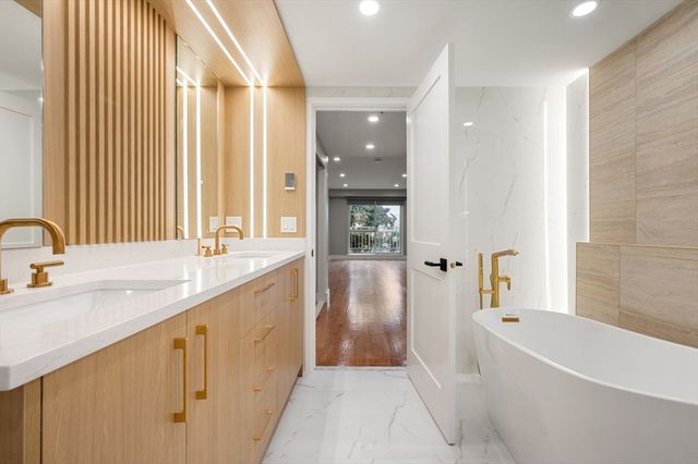 75-83 Cambridge Parkway 101, Cambridge, MA 02142