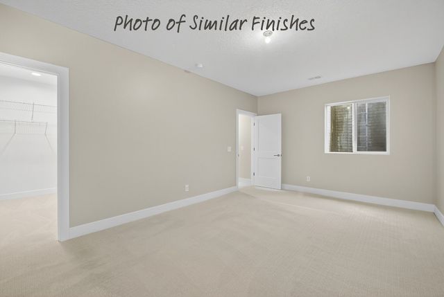 208 N 15th Street, Leclaire, IA 52753