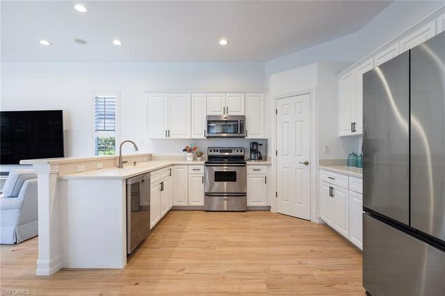 6840 Bent Grass DR, Naples, FL 34113
