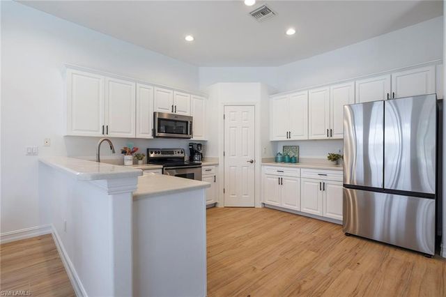 6840 Bent Grass DR, Naples, FL 34113