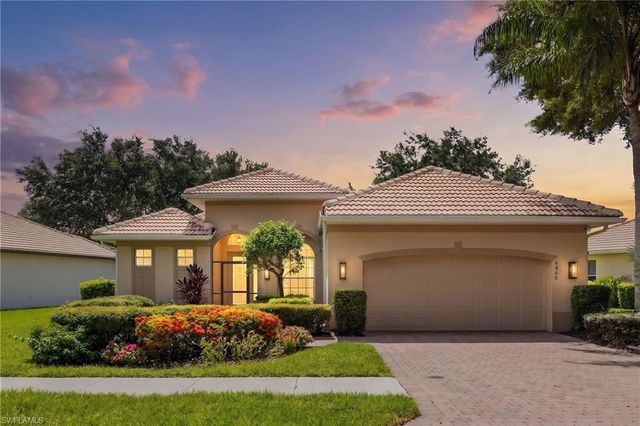6840 Bent Grass DR, Naples, FL 34113