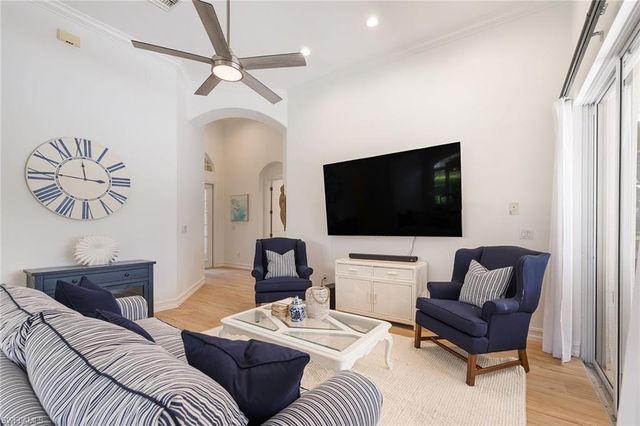 6840 Bent Grass DR, Naples, FL 34113