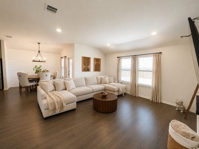 709 Glover Drive, Aubrey, TX 76227