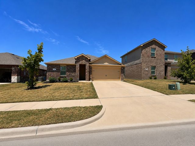 709 Glover Drive, Aubrey, TX 76227