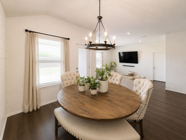709 Glover Drive, Aubrey, TX 76227