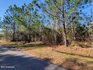 0 Wolf Street, Waveland, MS 39576