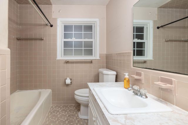 1247 Northfield Place, Hanahan, SC 29410