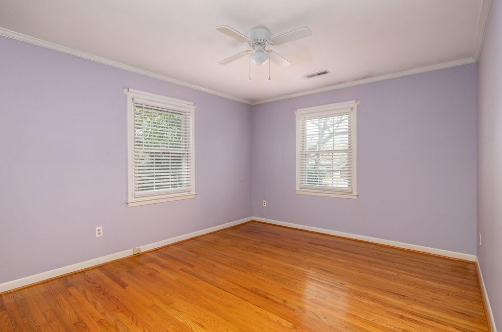 Image 11 of property listing at 1247 Northfield Place, Hanahan, SC 29410