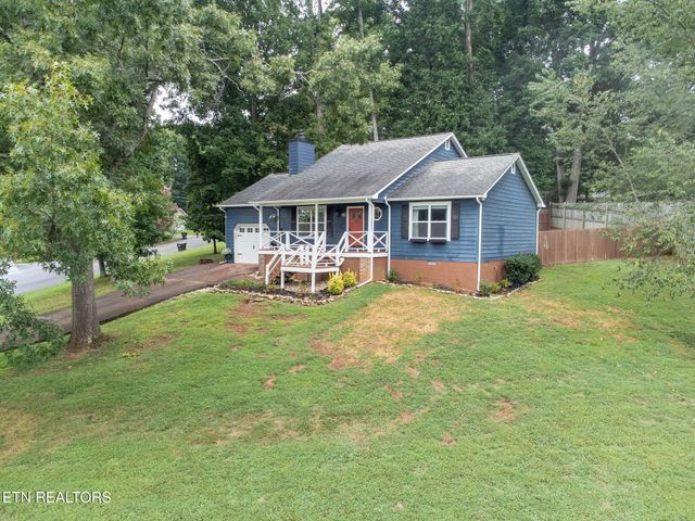 840 Tree Trunk Rd, Knoxville, TN 37934