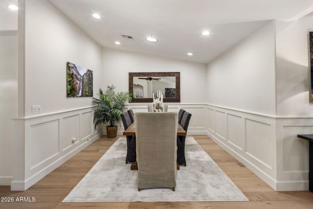 4145 E OSBORN Road, Phoenix, AZ 85018