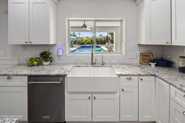 4145 E OSBORN Road, Phoenix, AZ 85018