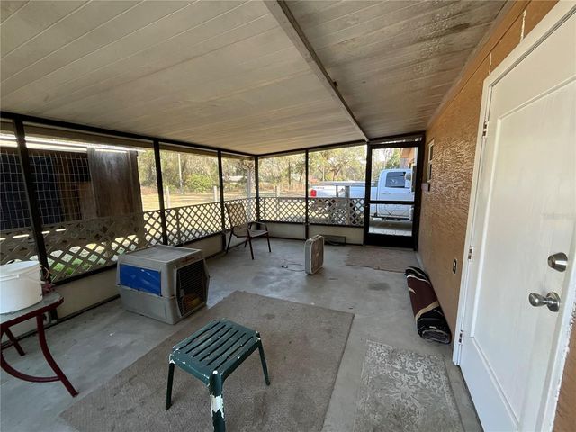 20735 SE HIGHWAY 42, Umatilla, FL 32784