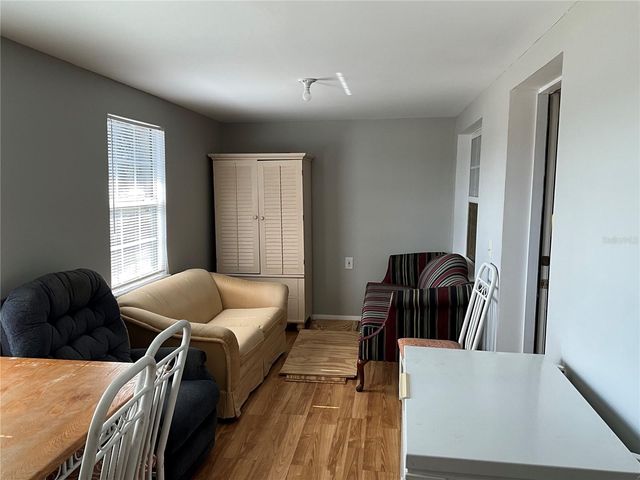 20735 SE HIGHWAY 42, Umatilla, FL 32784