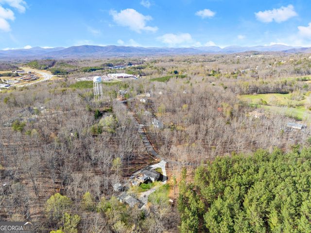 684 Underwood Farm Road, Cleveland, GA 30528