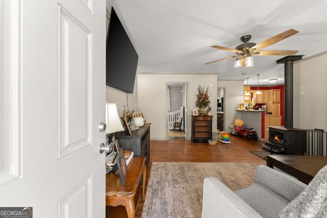 684 Underwood Farm Road, Cleveland, GA 30528