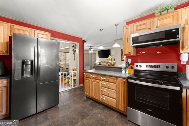 684 Underwood Farm Road, Cleveland, GA 30528